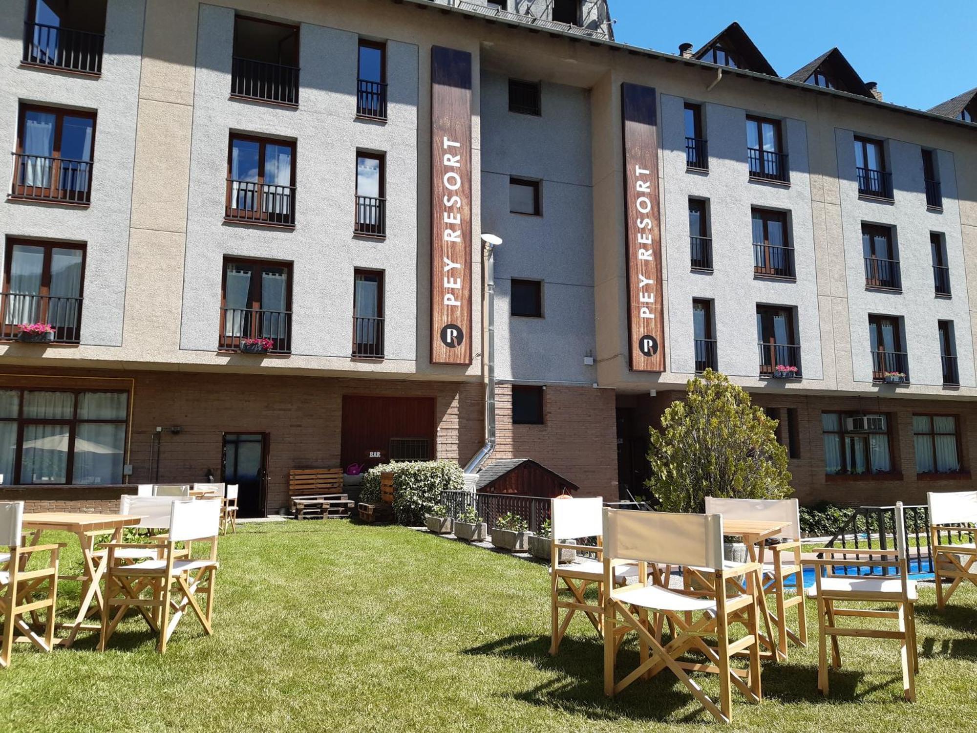 Pey Resort Buitenkant foto