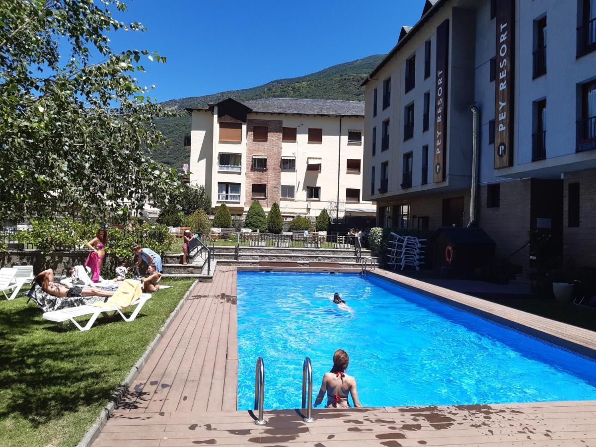 Pey Resort Buitenkant foto